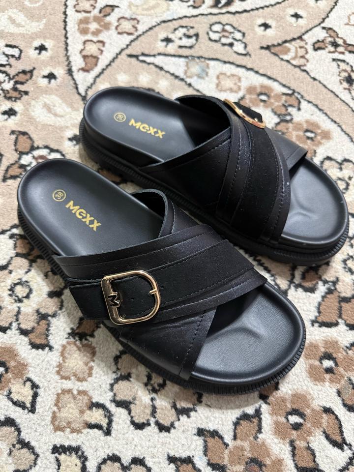 Женские шлепанцы Mexx