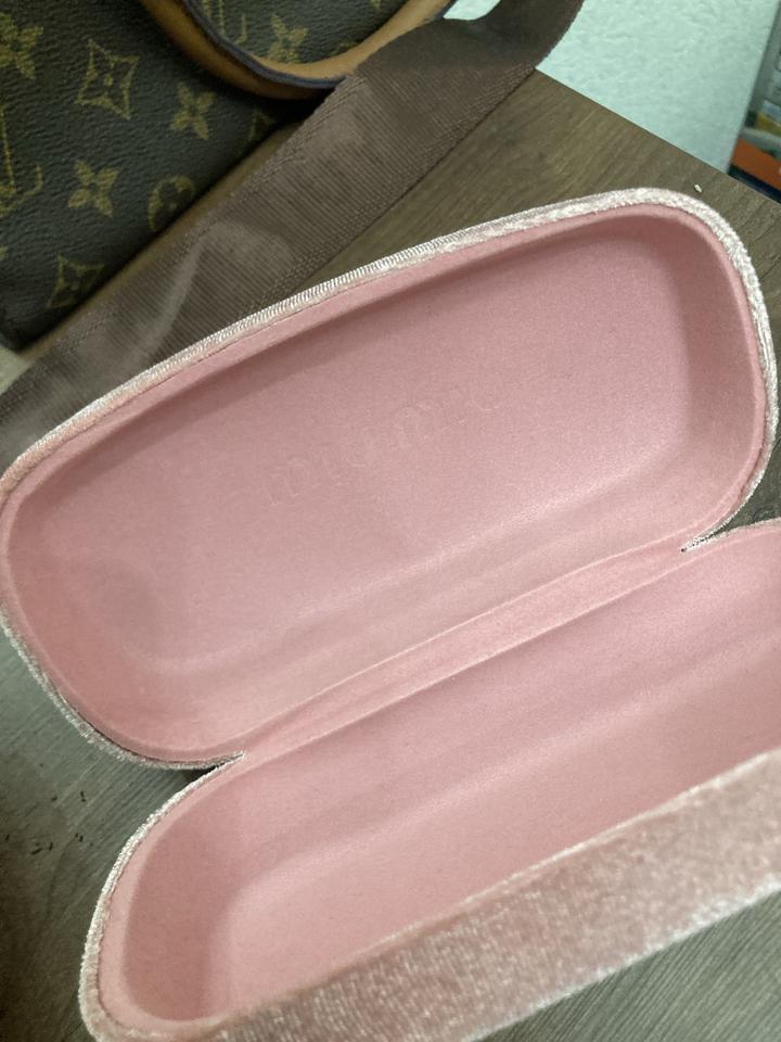 Футляр для очков Miu Miu
