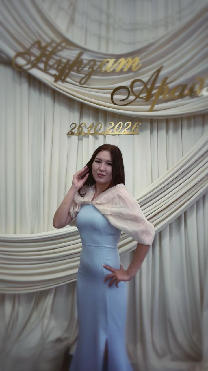 Вечернее платье