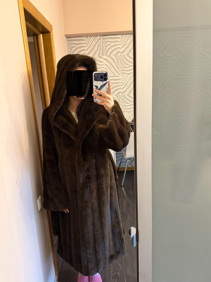 Шуба с капюшоном