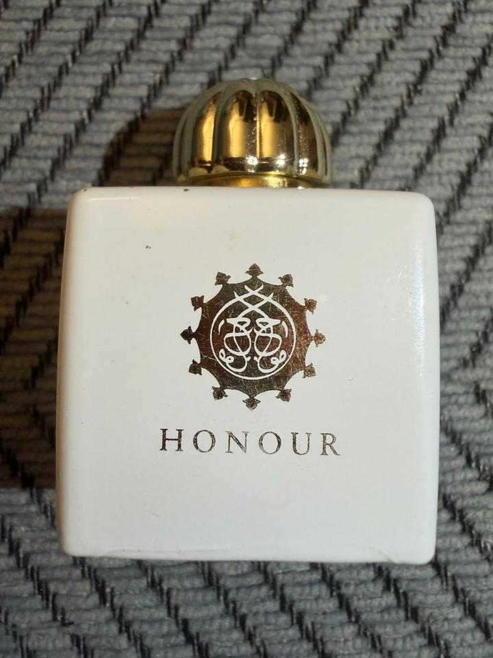 Парфюмерная вода Amouage Honour