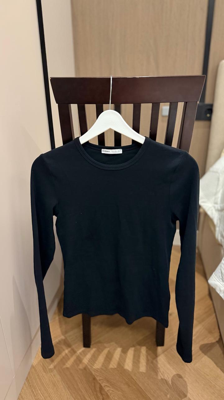 Лонгслив Bershka