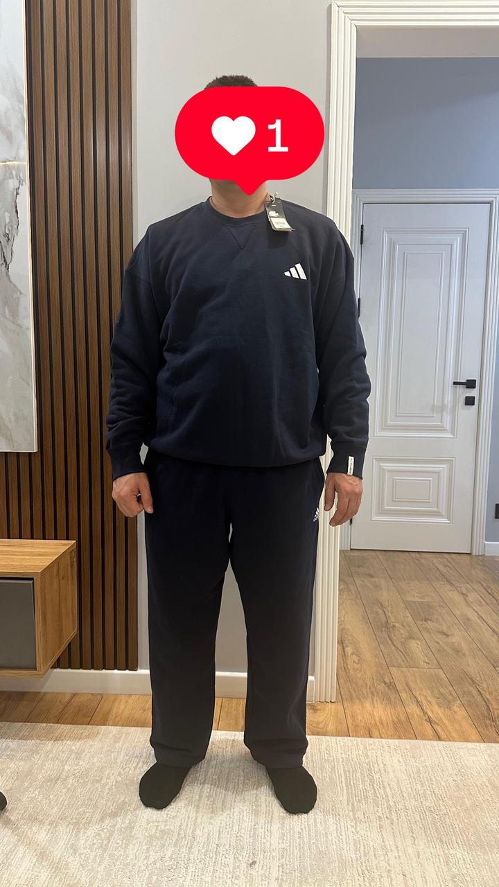 Спортивный костюм adidas