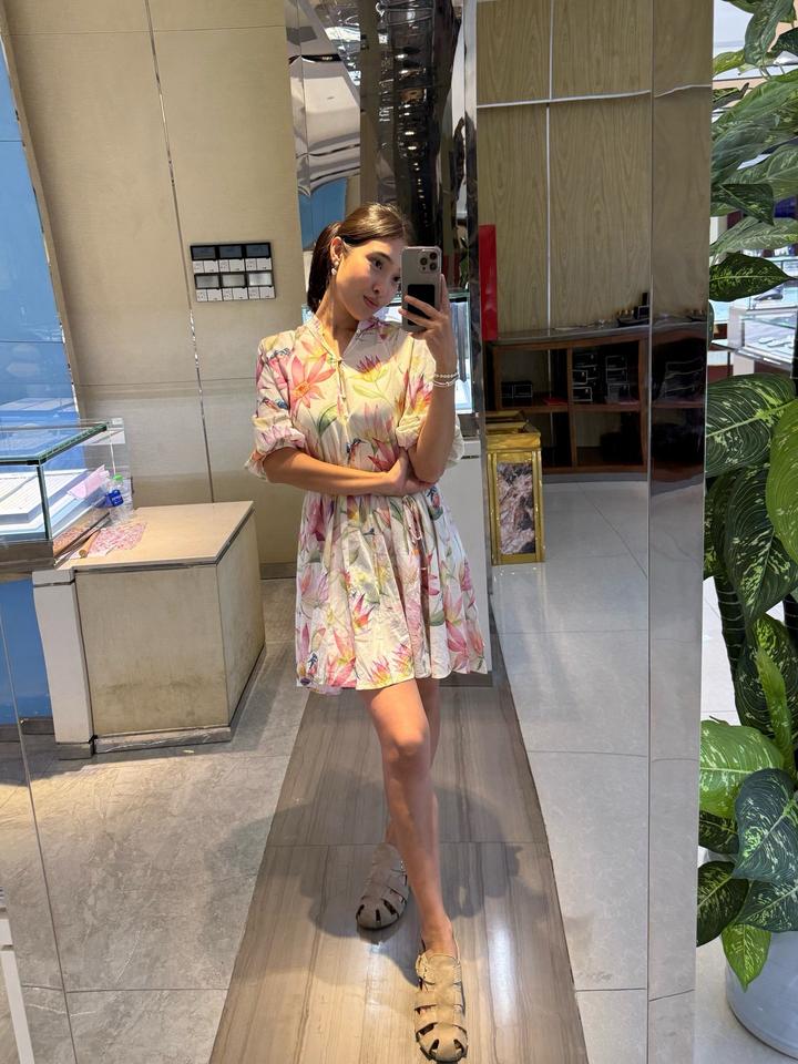 H&M Платье с цветочным принтом мини