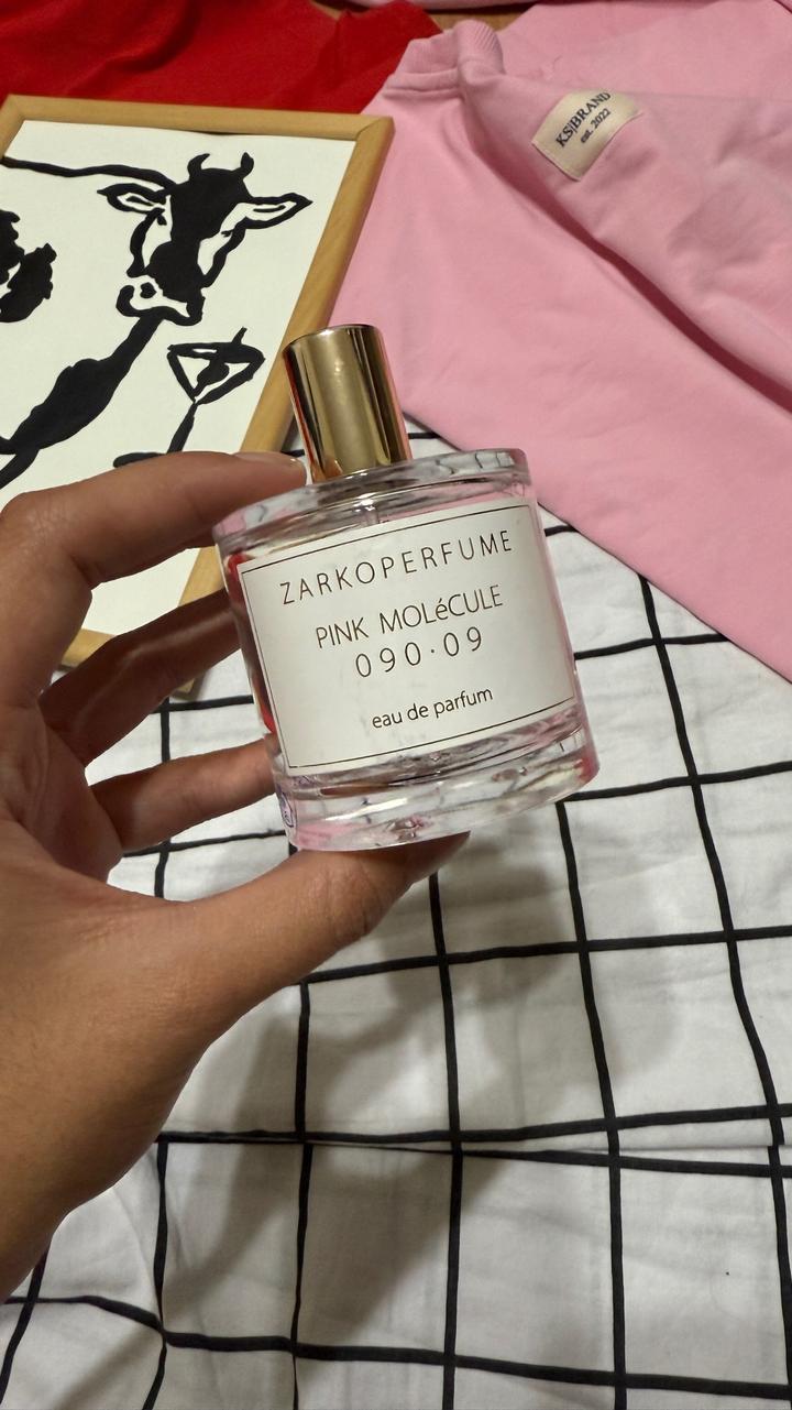 zarkoperfume Оригин Парфюм Pink Molecule 090.09 Остаток 7-8 мл. Чтоб познакомиться с ароматом