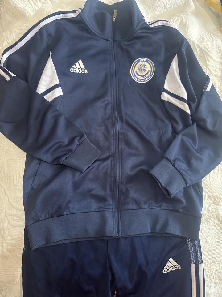 Спортивный костюм adidas оригинал