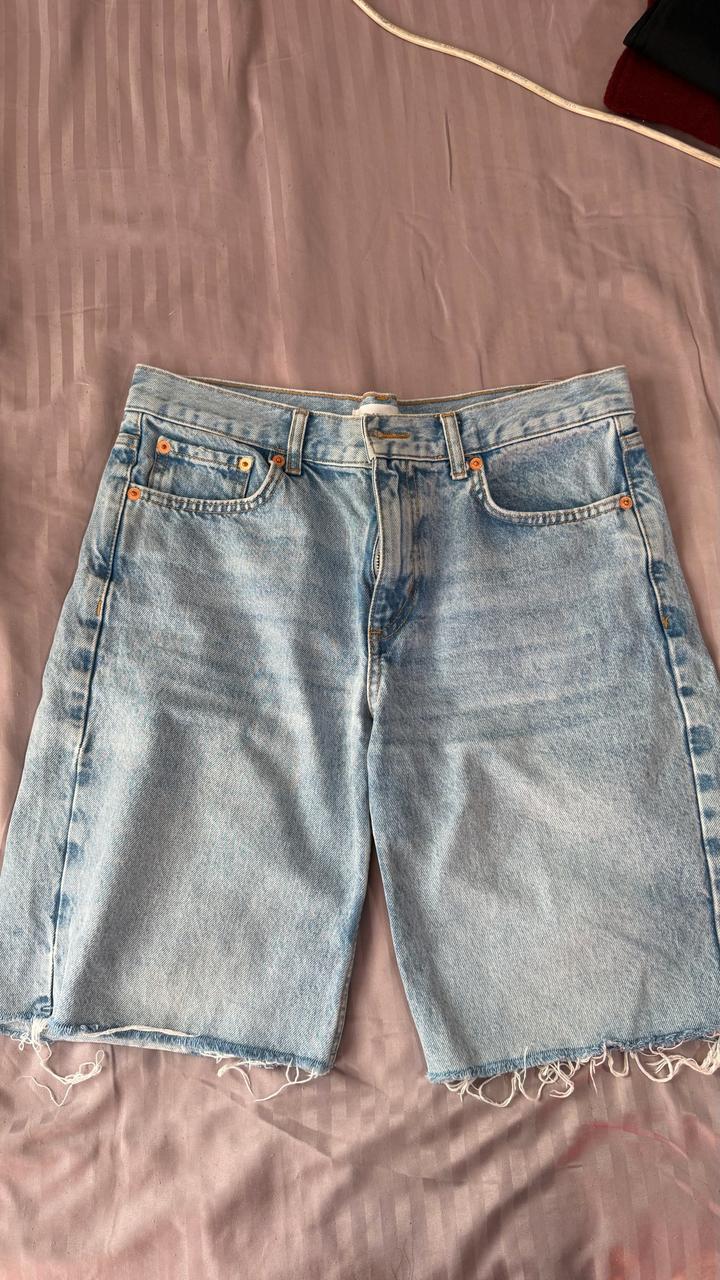 Джинсовые шорты бермуд Mango