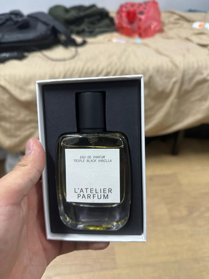 L'ATELIER PARFUM Triple Black Vanilla