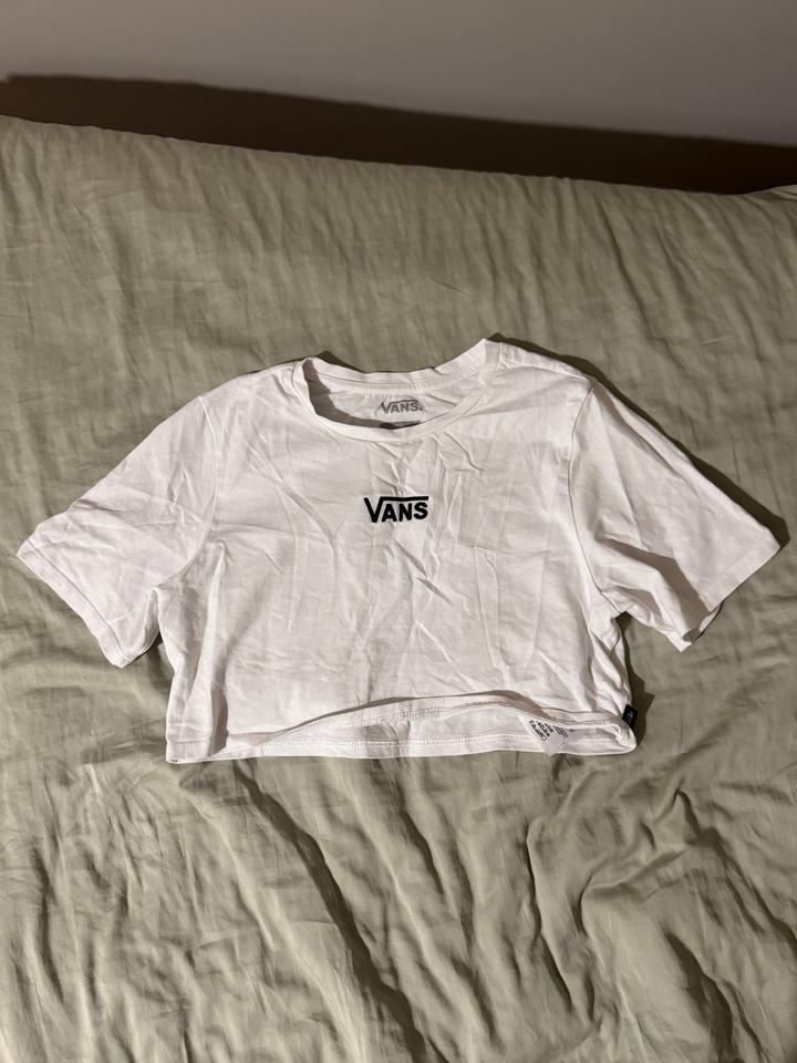 Оригинальный кроп-топ Vans (базовая белая футболка)