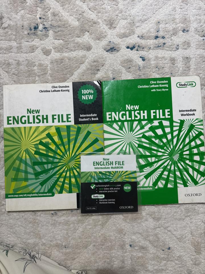 учебник английского языка New English File Intermediate Student's Book от издате