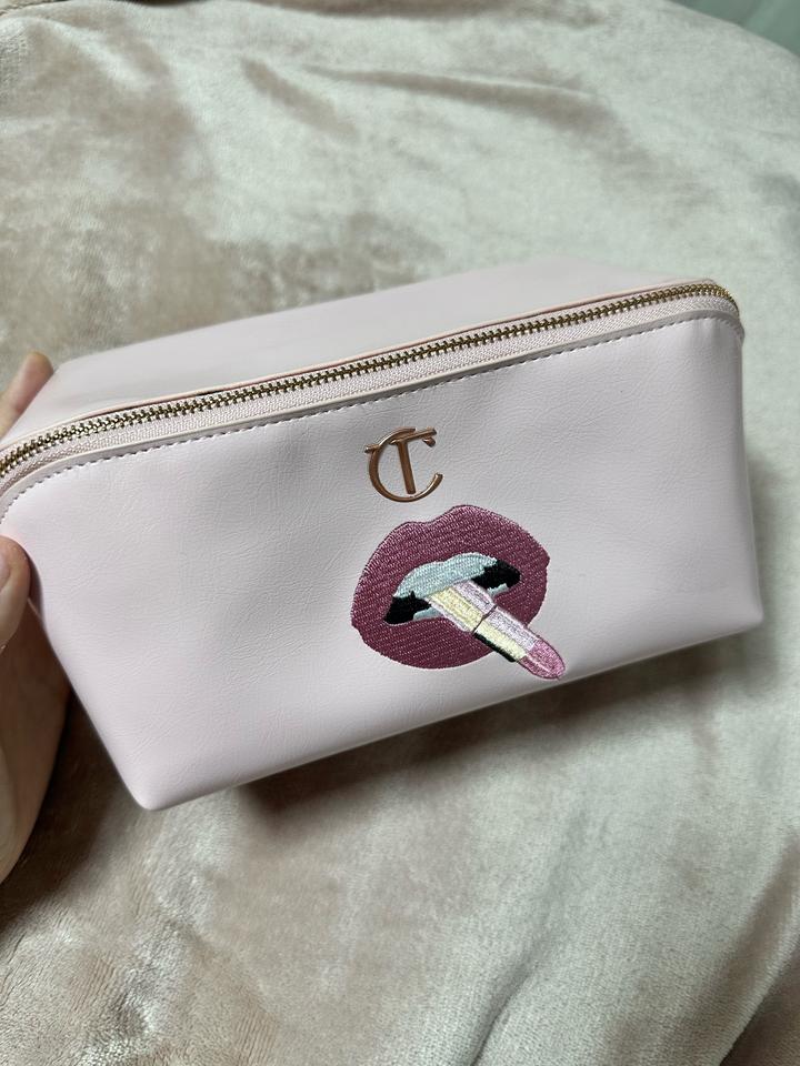 Косметичка Charlotte Tilbury
