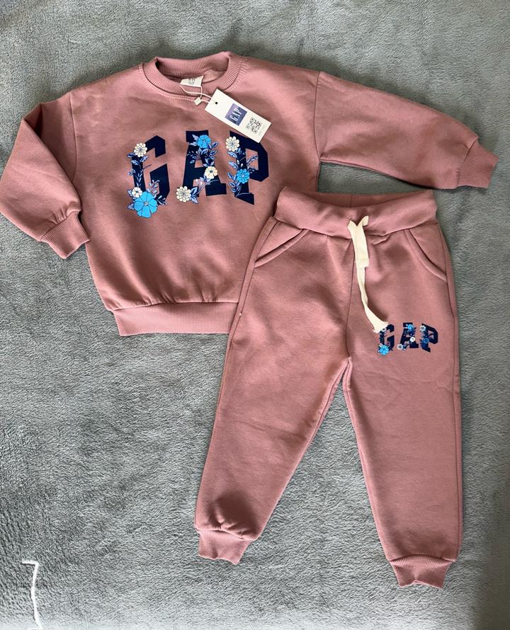 GAP спортивный костюм