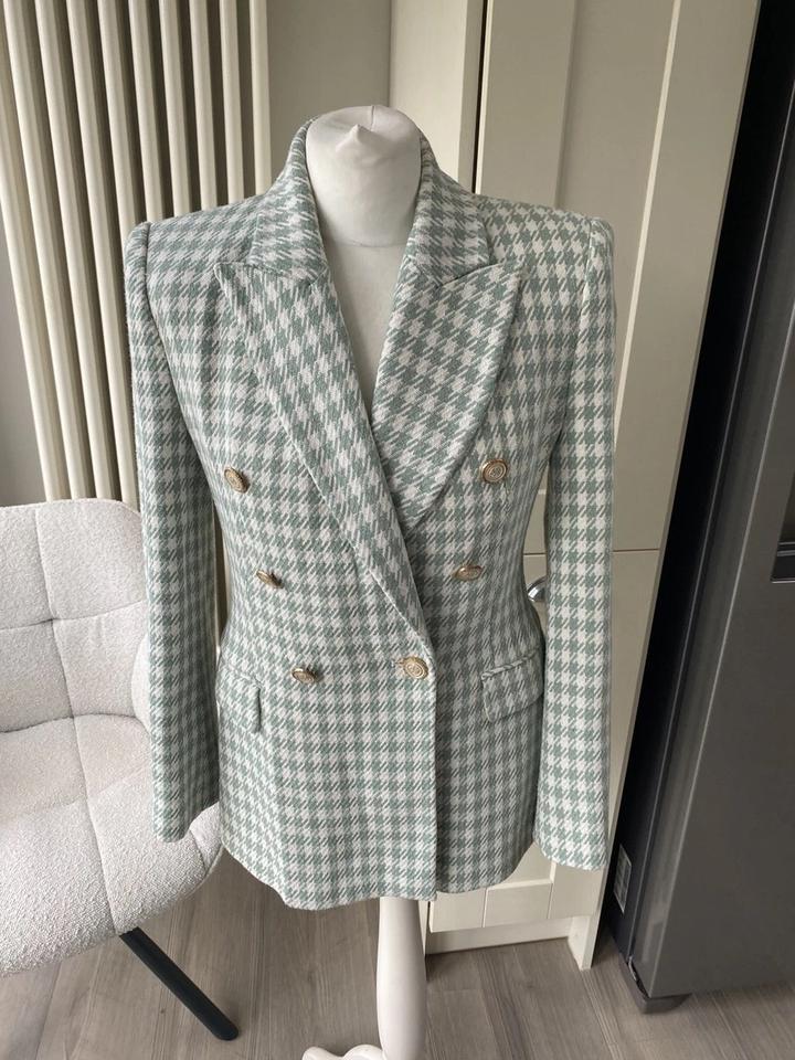 ZARA пиджак в клетку