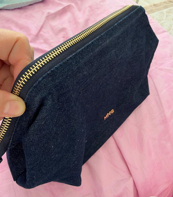 Косметичка Mango