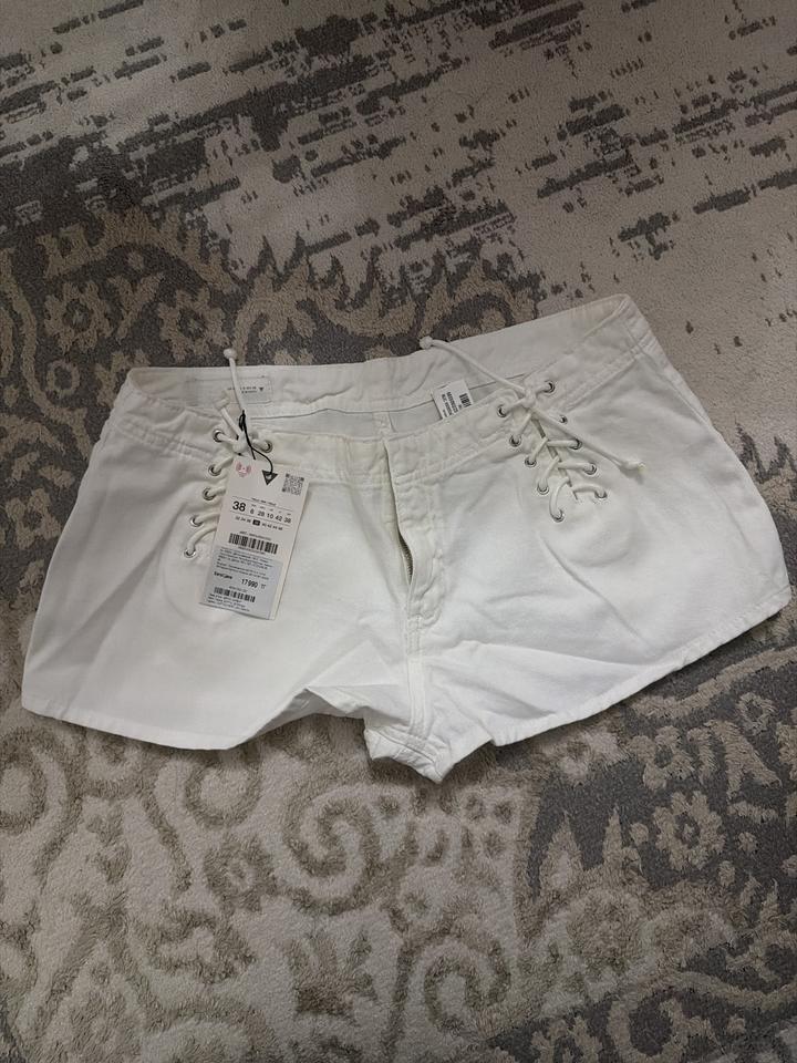 Шорты Zara со шнуровкой