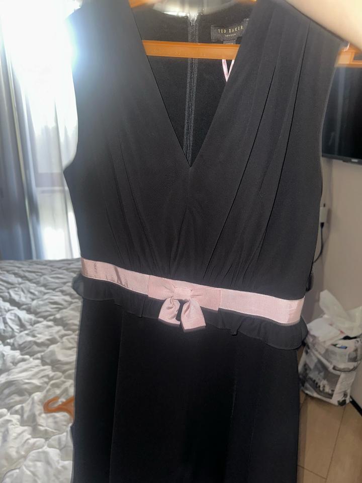 Платье Ted Baker