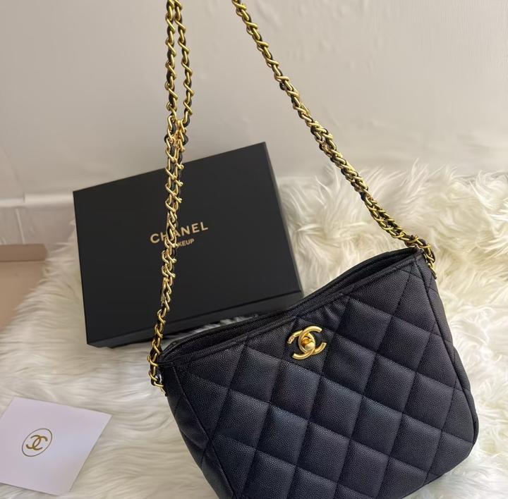 Сумка Chanel VIP gift