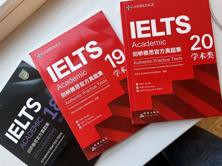 IELTS CAMBRIDGE BOOKS