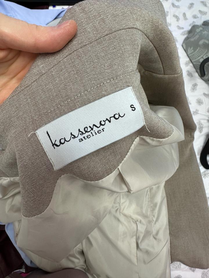 Atelier Kassenova Костюм брючный kassenova atelier
