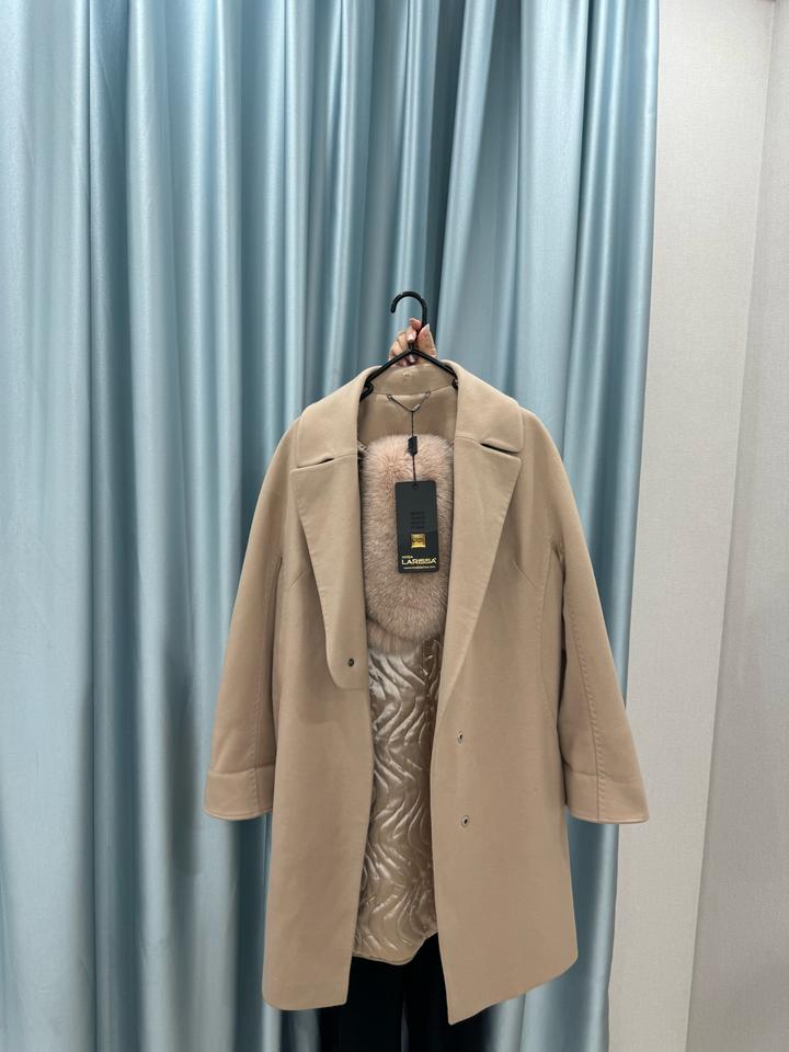 moda larissa Пальто