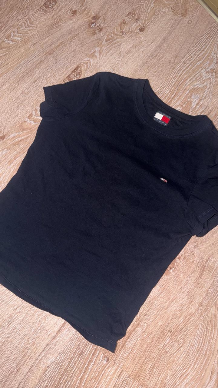 Футболка Tommy Jeans