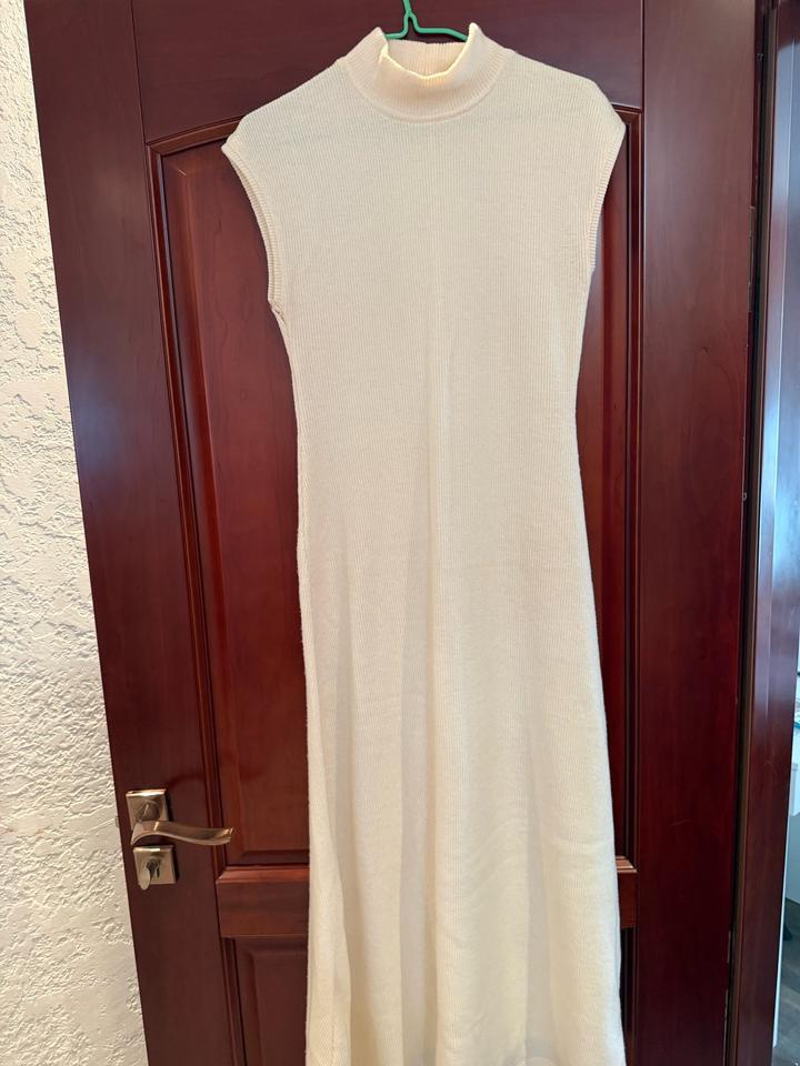 Трикотажное платье ZARA