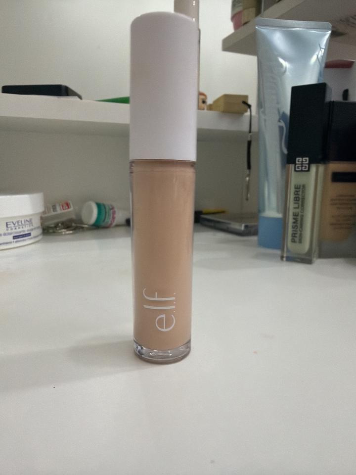 ELF Консилер e.l.f. Hydrating Camo Concealer