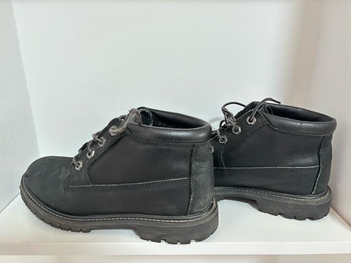 Чёрные демисезонные ботинки Timberland