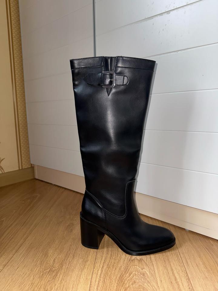 Zara Сапоги женские