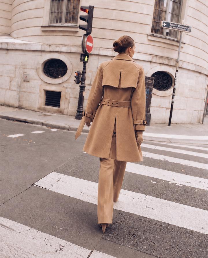 MAÎTRESSE Camel Wool & Cashmere Coat