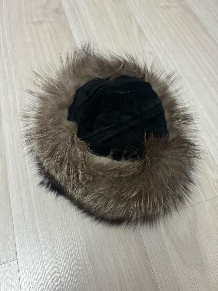 Меховая шапка