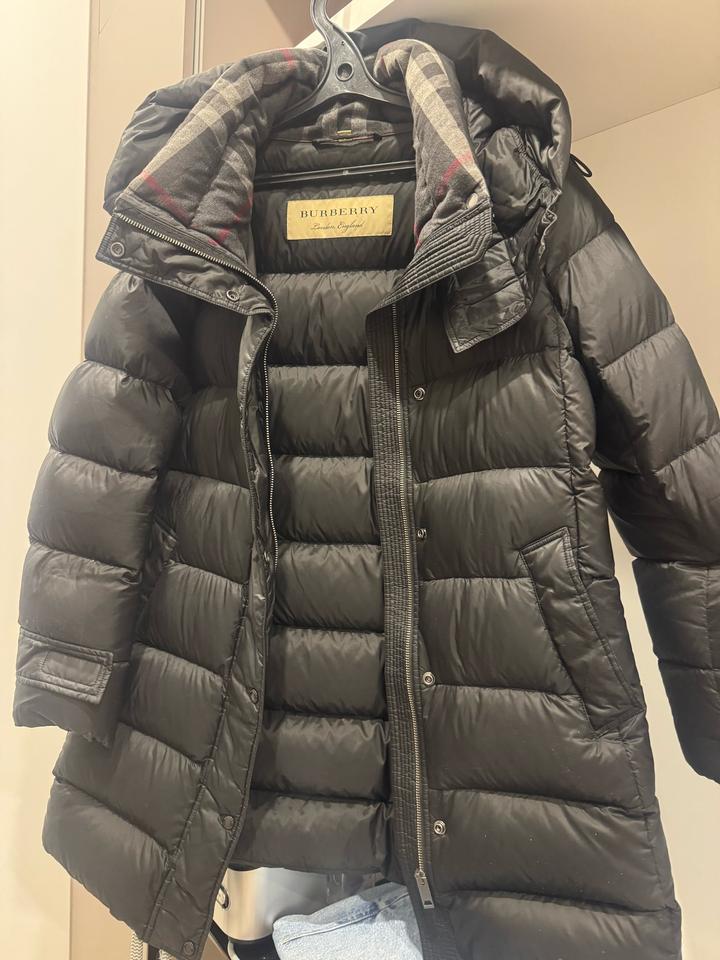 Пуховик Burberry