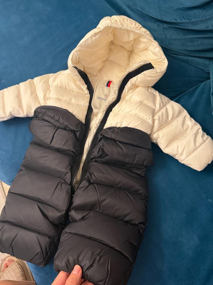 Moncler комбинезон детский