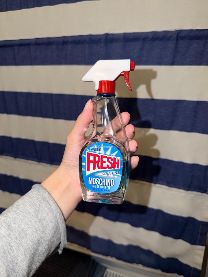 Женская туалетная вода Moschino Fresh Couture