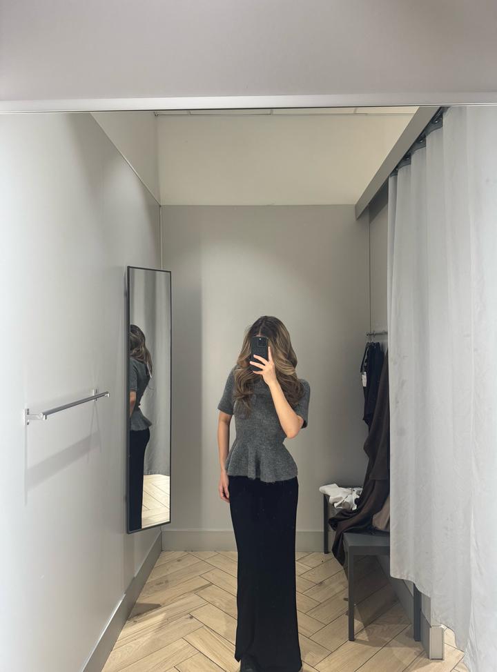 H&M Трикотажный джемпер с баской