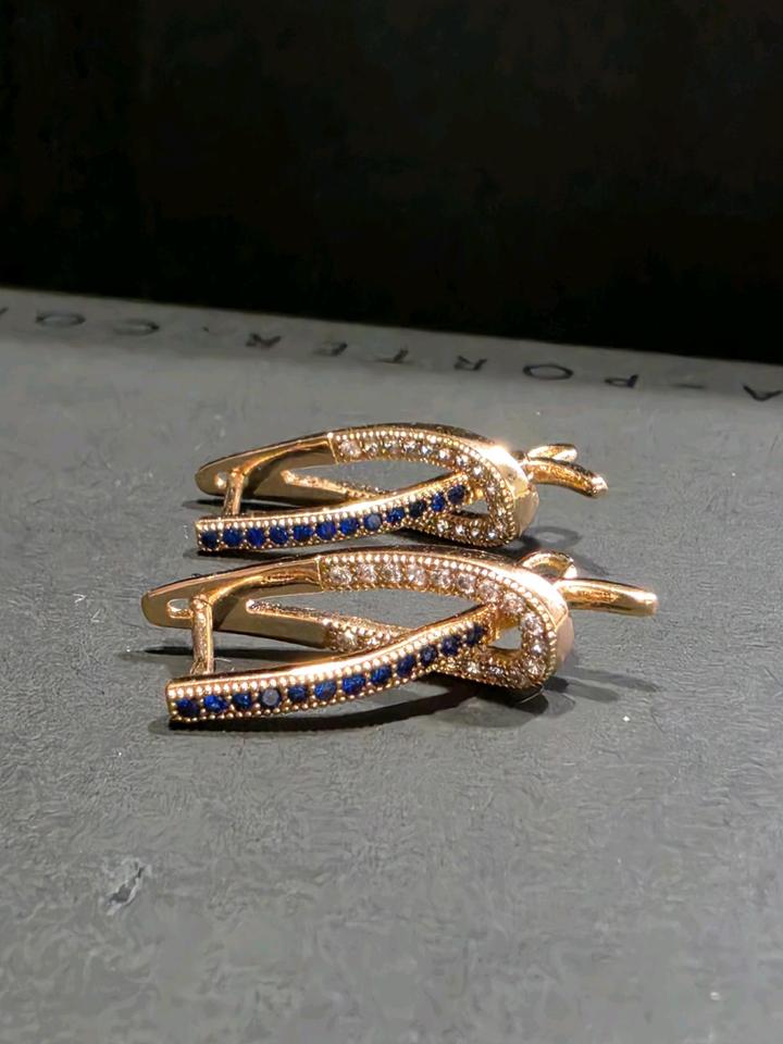 Серьги бижутерия