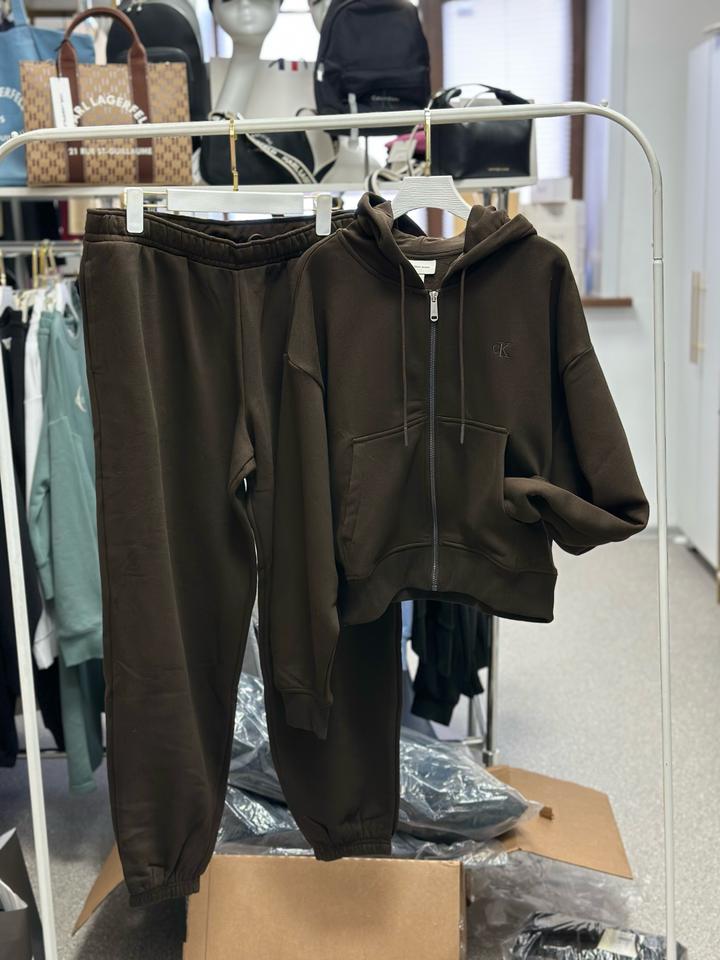 Спортивный костюм Calvin Klein