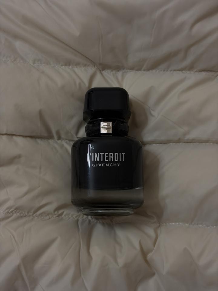 Парфюмерная вода Givenchy L'Interdit