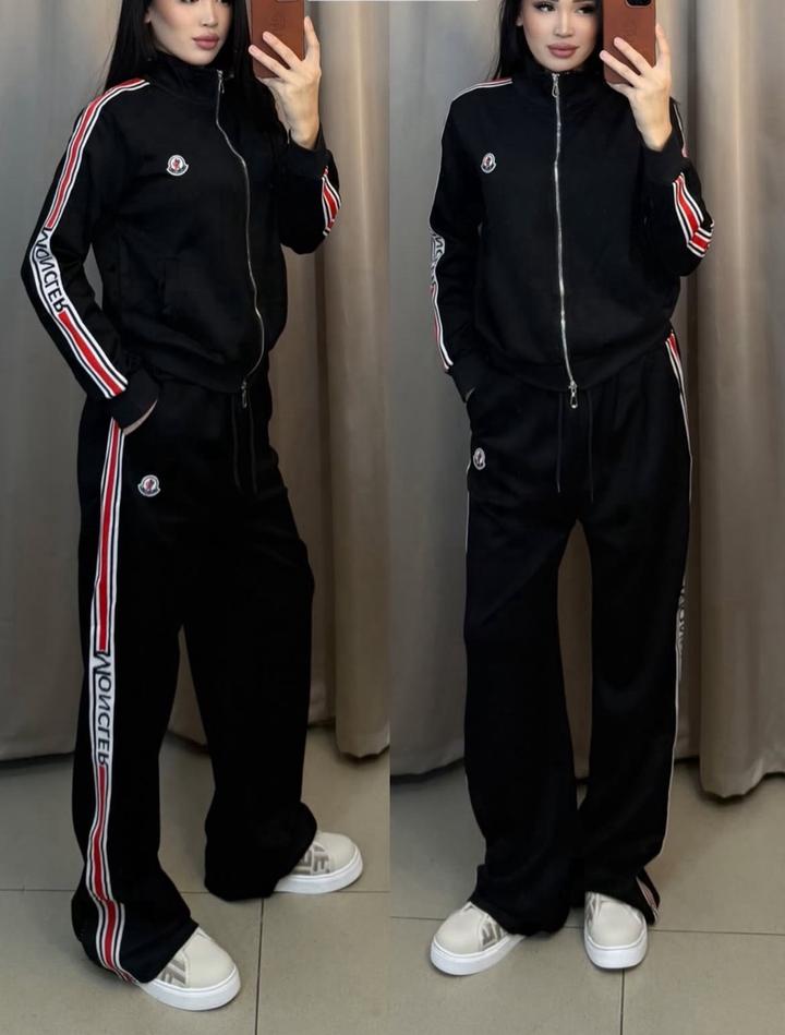 Двойка Moncler