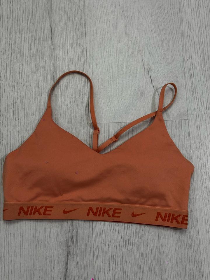 Спортивный комплект Nike