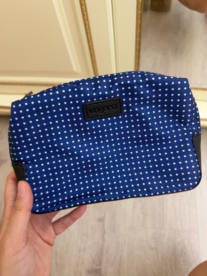 Косметичка Emanuel Ungaro в горошек