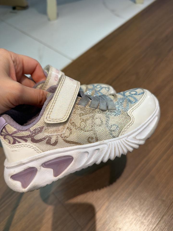 Кроссовки Geox для девочки 27
