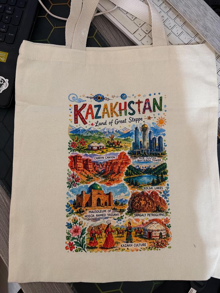 Шопер с принтом Казахстан