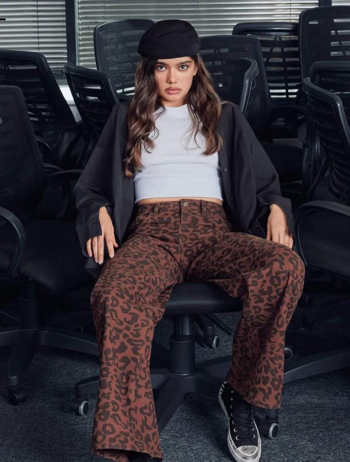 Gloria Jeans Джинсы с леопардовым принтом
