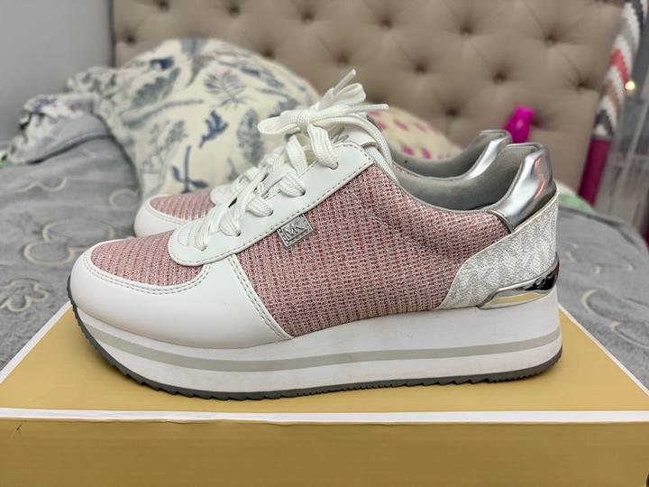 Кроссовки Michael Kors