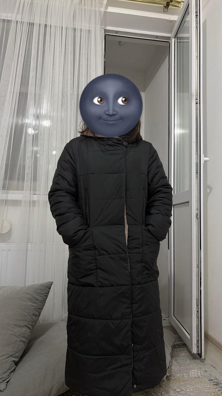 Длинный стеганый пуховик