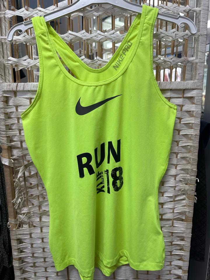 Майка Nike Pro