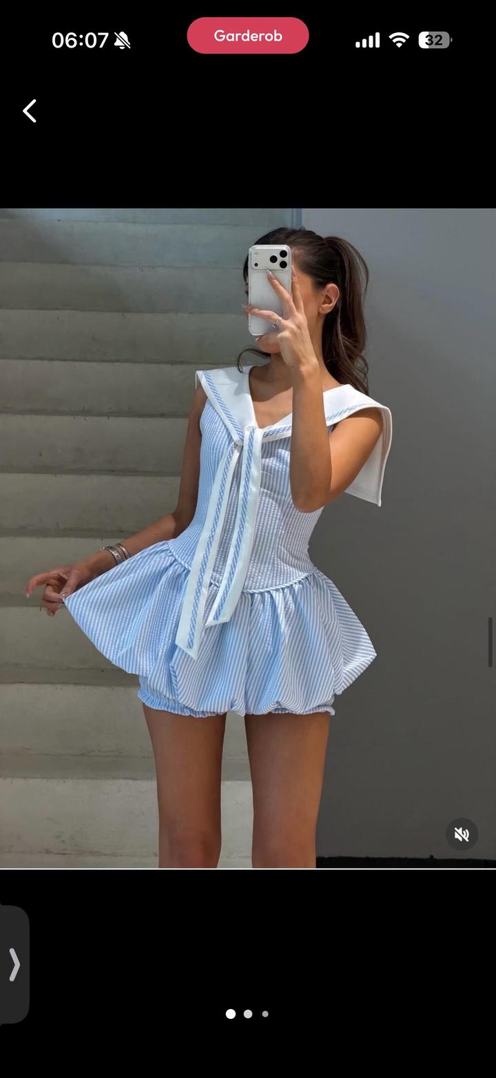 Платье мини в морском стиле от бренда Viera Brand. Размер S.
