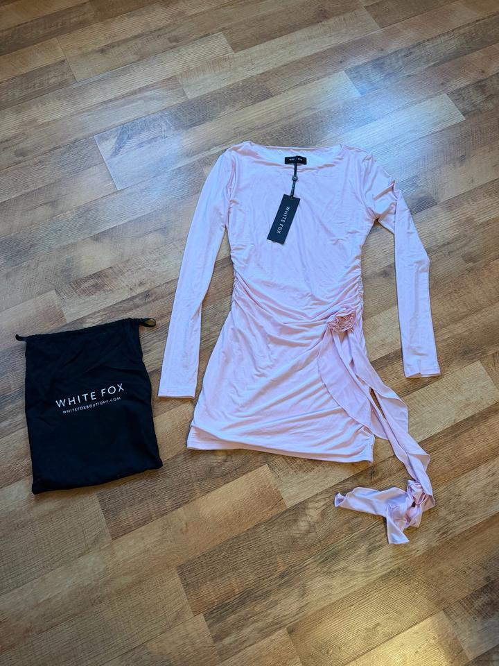 White Fox Boutique Платье White Fox