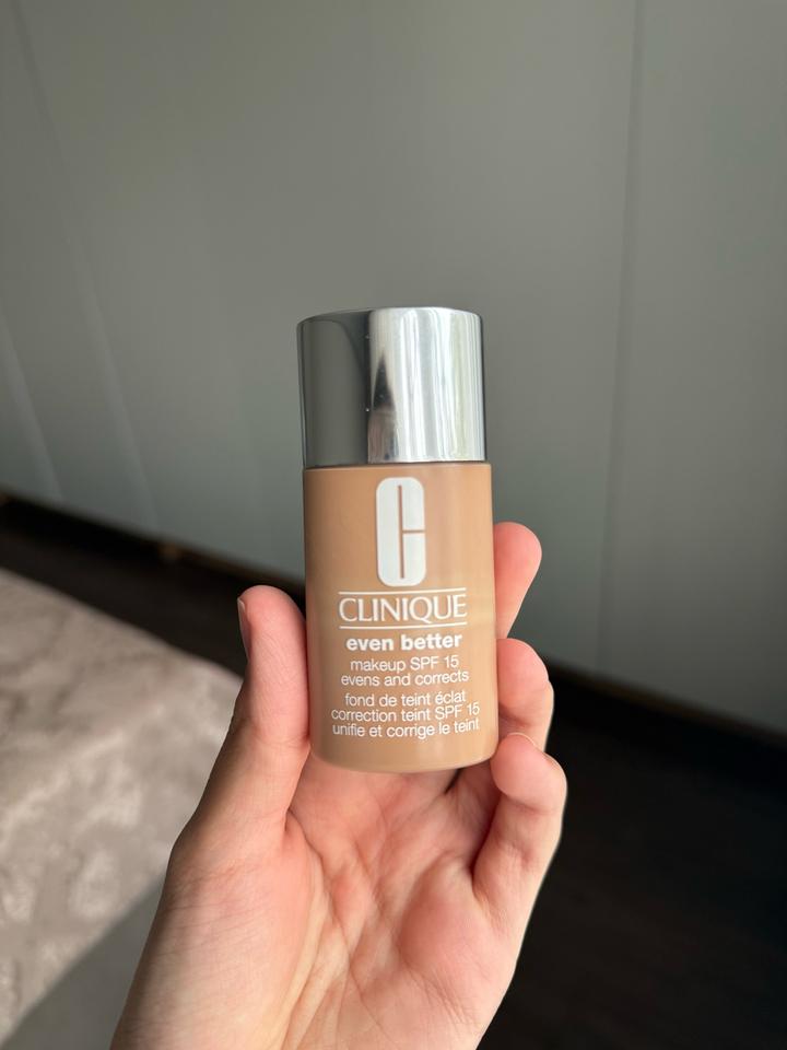 Тональный крем Clinique Even Better